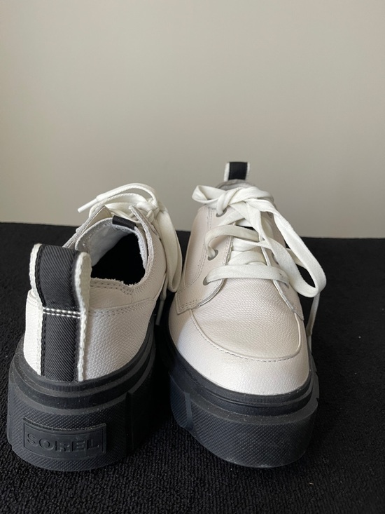 Sorel Shoes - Sorel White Platform Lace-Up Women's Shoe